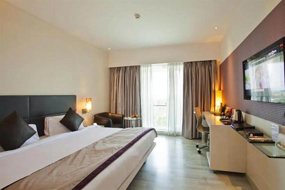 Spree Shivai Hotel Pune Pimpri-Chinchwad Exteriér fotografie