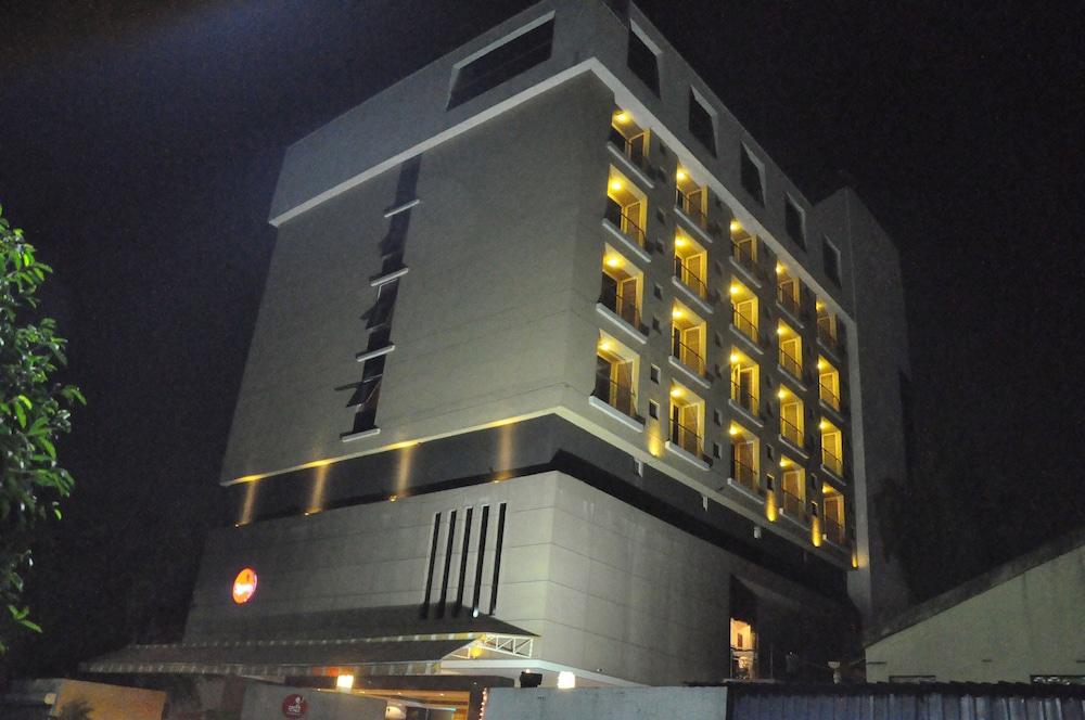 Spree Shivai Hotel Pune Pimpri-Chinchwad Exteriér fotografie